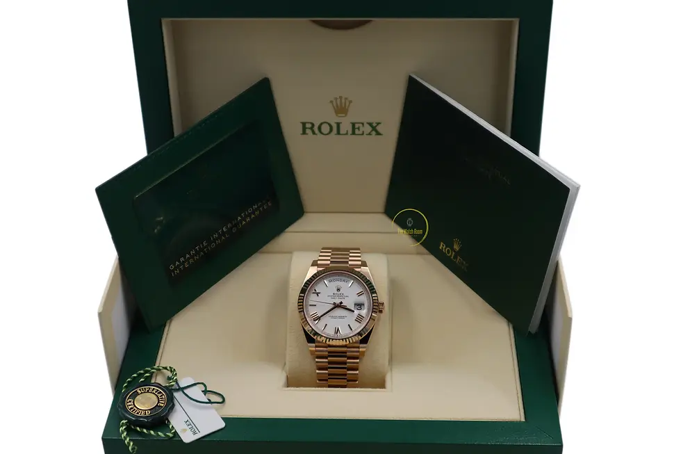 Thumbnail: Rolex Day-Date 40 18kt Everose Gold with White Roman Dial - 2022