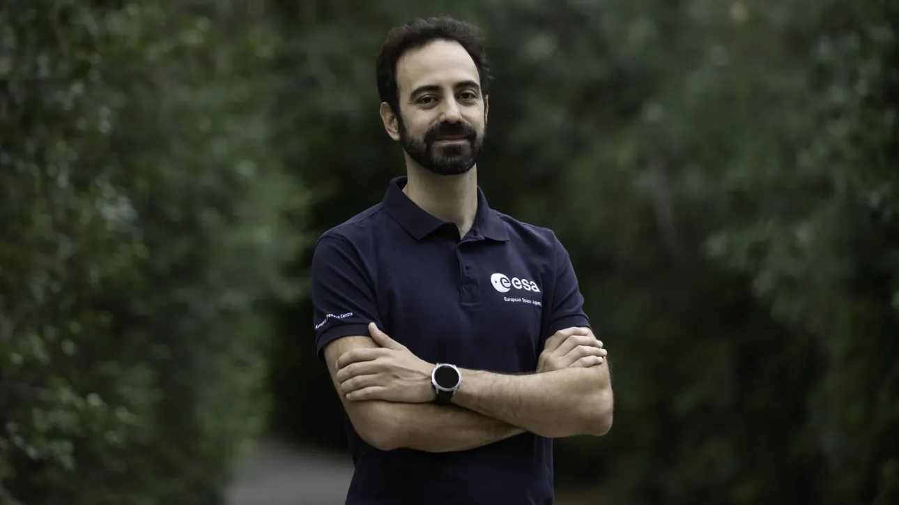 Ο Έλληνας αστροναύτης Αδριανός Γολέμης κατά την εκπαίδευσή του στο Ευρωπαϊκό Κέντρο Αστροναυτών της ESA στην Κολωνία