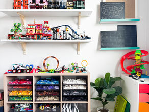 Playroom: LEGO Organization