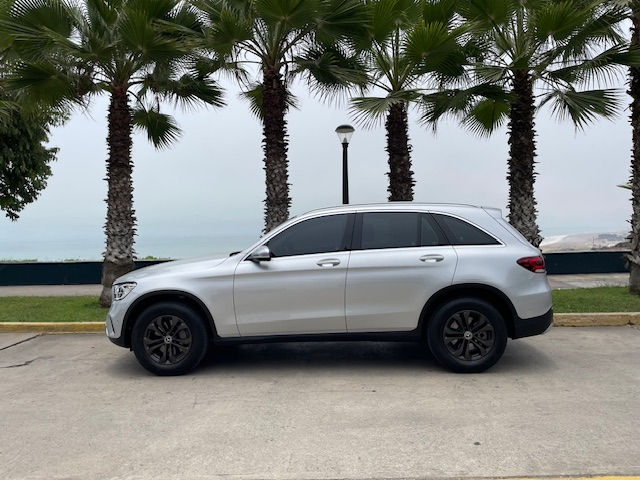 Miniatura: MERCEDES BENZ GLC 200 4 MATIC, año 2020, motor 2.0LT Turbo, solo 43700kms