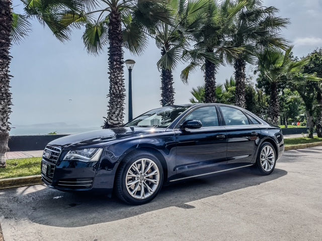 AUDI A8 3.0TFSI QUATTRO,año modelo 2013, 3.0TV6,61000 kms