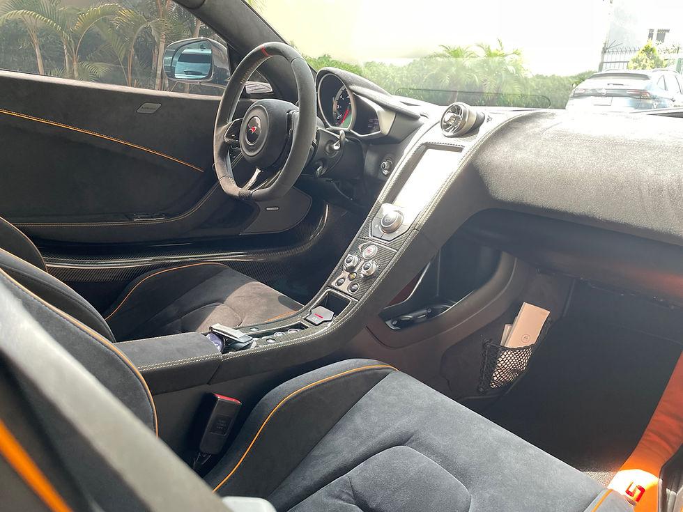 Miniatura: MCLAREN 650 S año modelo 2015, motor V8 3.8LT Turbo , 650 HP, solo 13700kms