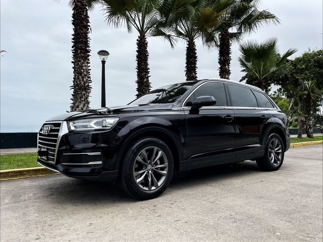 AUDI Q7  Attraction 2.0 TFSI Tiptronic, año modelo 2018, 58000kms