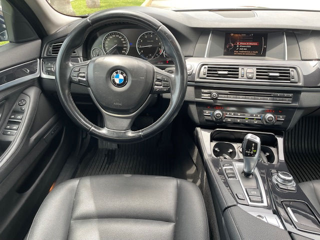 Miniatura: BMW 520I año modelo 2015, 2.0LT Twin Turbo, 47300 kms