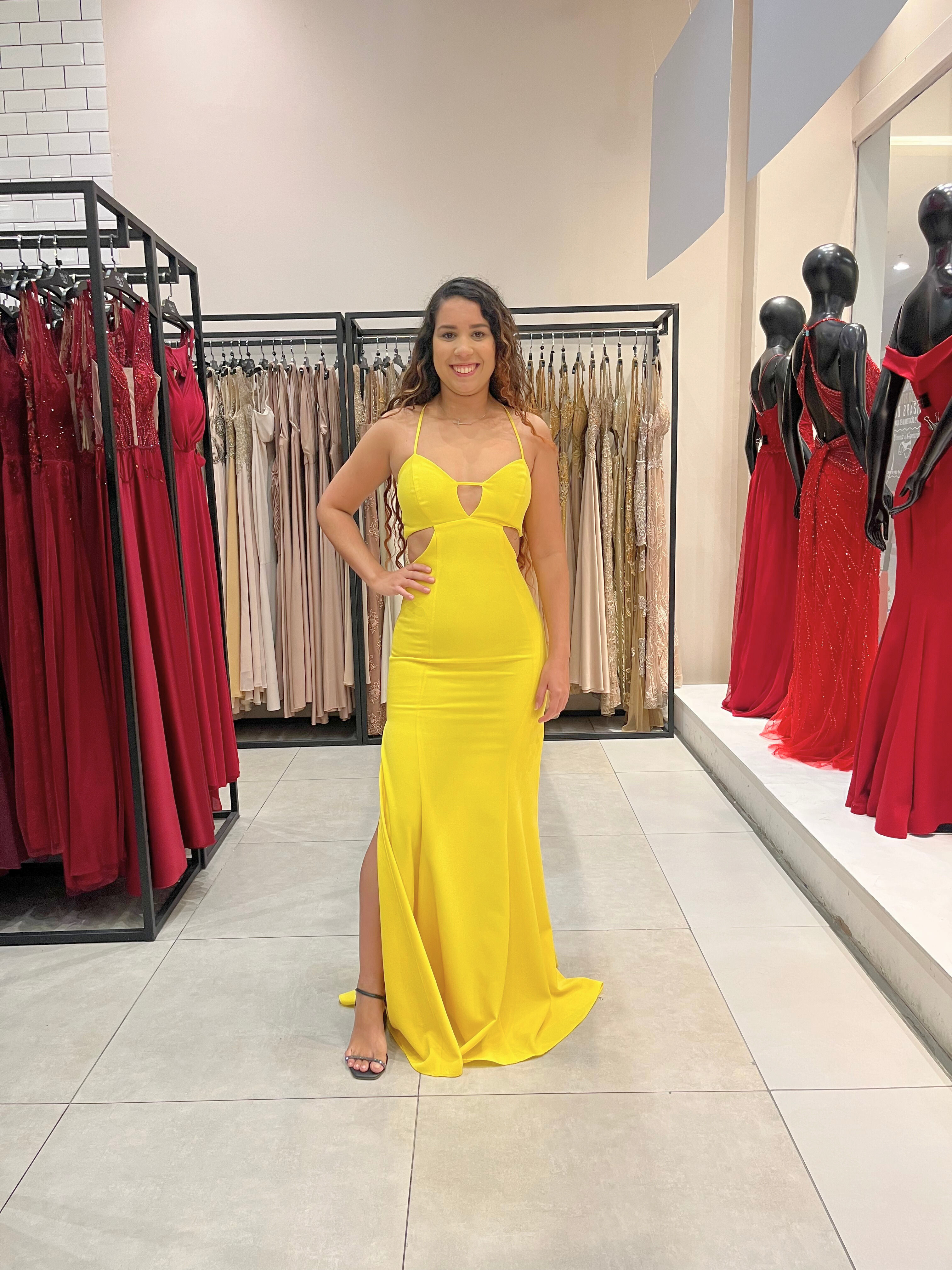 AMARELO FAIXA NAS COSTAS