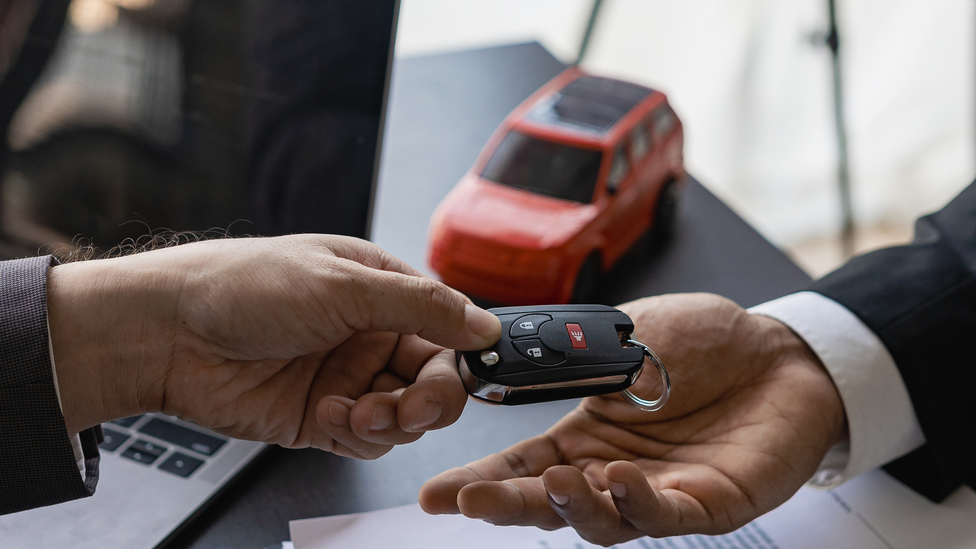 avoid car selling scams online