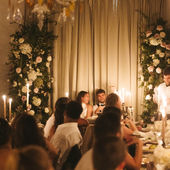 Brianna and Jake's Bridgerton-inspired wedding at Villa Woodbine