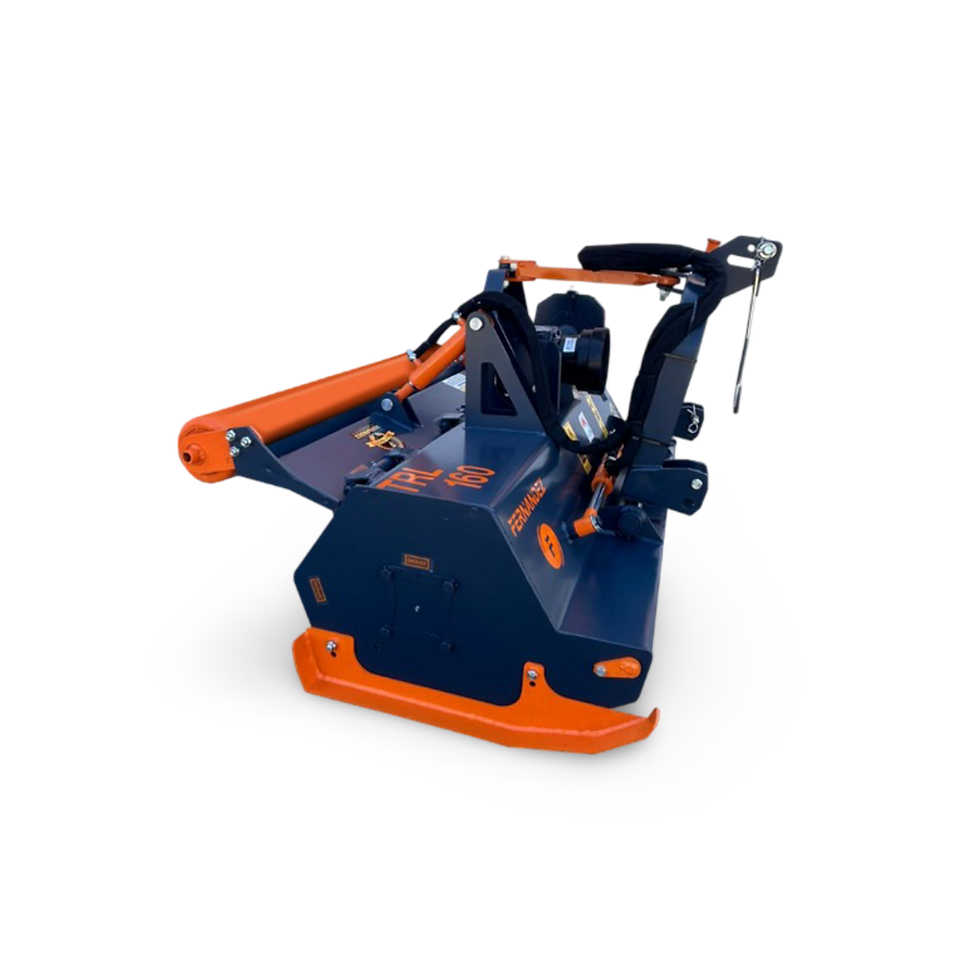 Trituradora Fernandez TRLP. desbrozadora de martillos con desplazamiento y portón trasero hidráulico