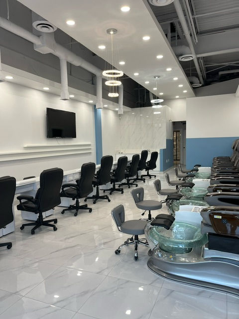 Q Nails Summerside | Nail salon Edmonton, AB T6X 0P2