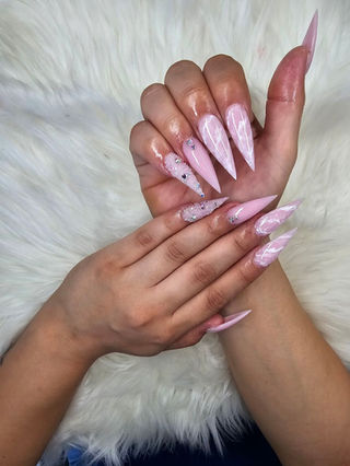 Fantastisk Nails Spa Concord, MA 01742