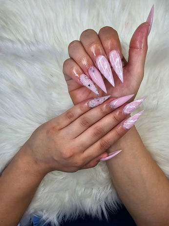 Fantastisk Nails Spa Concord, MA 01742