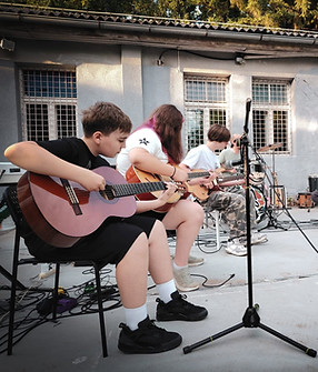 725457344_985435344090303_8675299435158660875_n.jpg