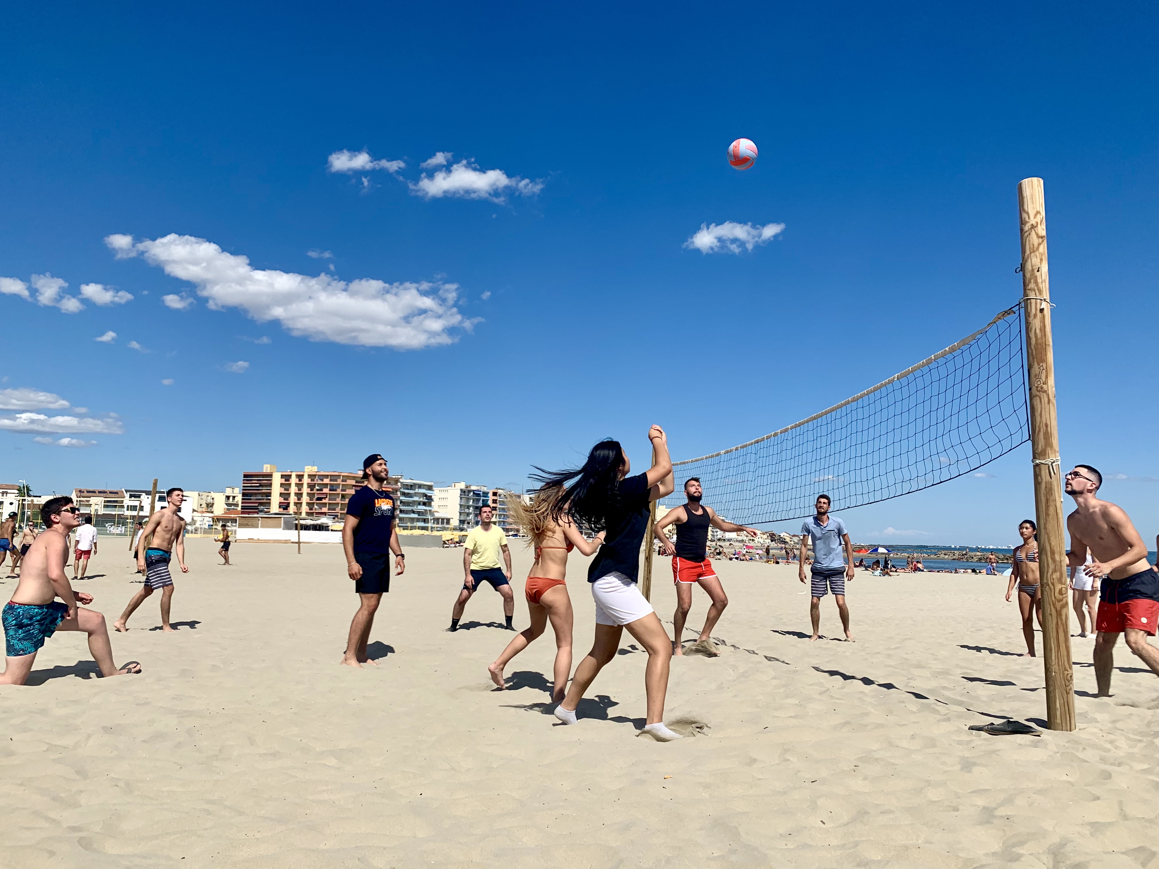 JOURNÉE D’INTÉGRATION BEACH VOLLEY