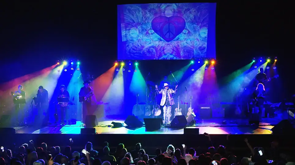 Colored stage lights Medium.webp