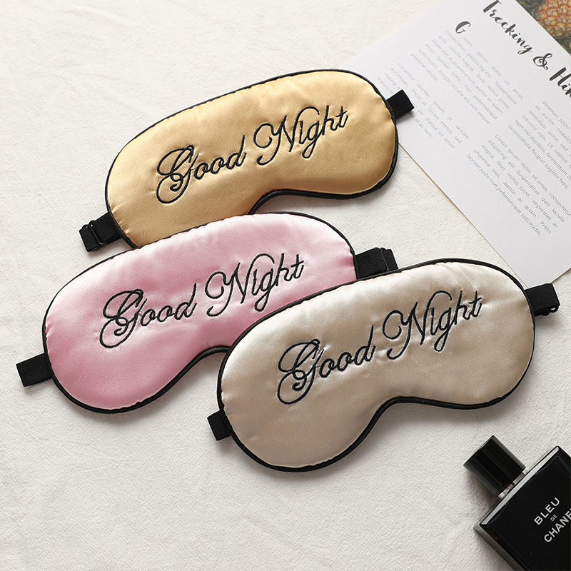 Miniatura: Embroidered Silk Sleep Mask with Adjustable Ventilation