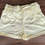 Miniatura: Shorts amarelo
