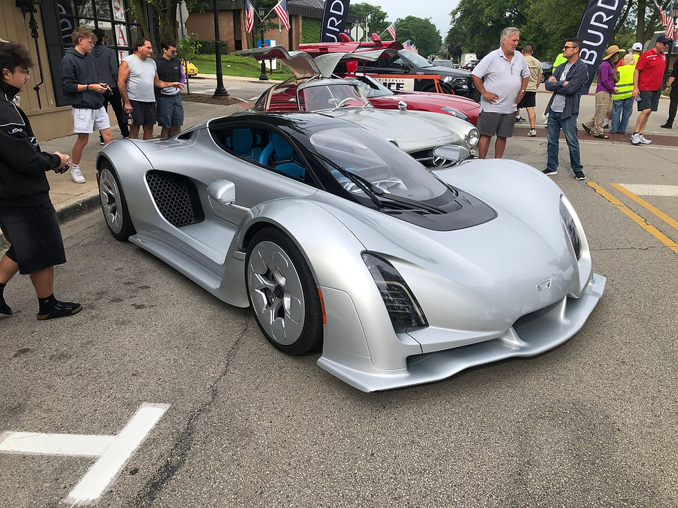The Czinger 21C is an American hypercar featuring 3D printed parts. 