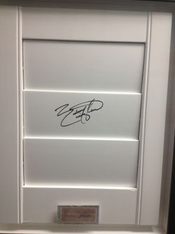 Rodney Carrington has shutters!