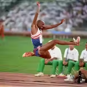 עשרה שיאי ספורט מטורפים שאיש עוד לא הצליח לשבור