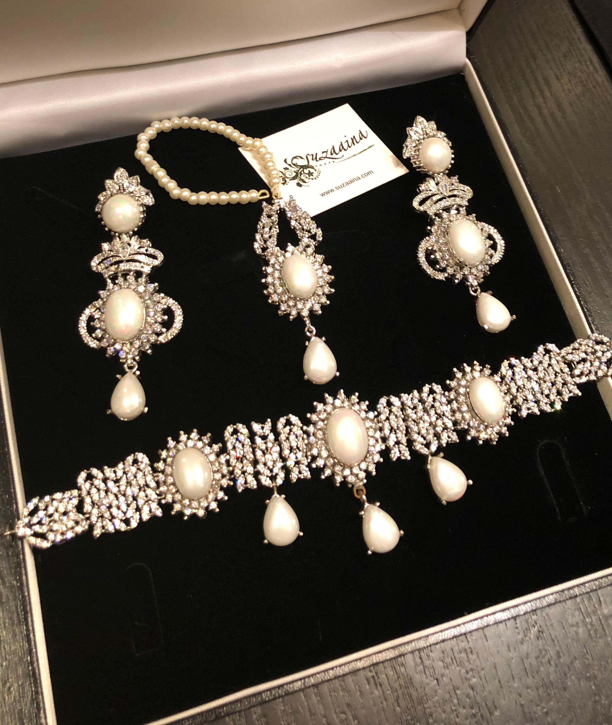 Umrao Rhodium Plated Choker Bridal Set