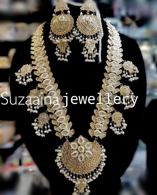 Thumbnail: Aira Rani 24k Gold plated Handcrafted Kundan Mala set.