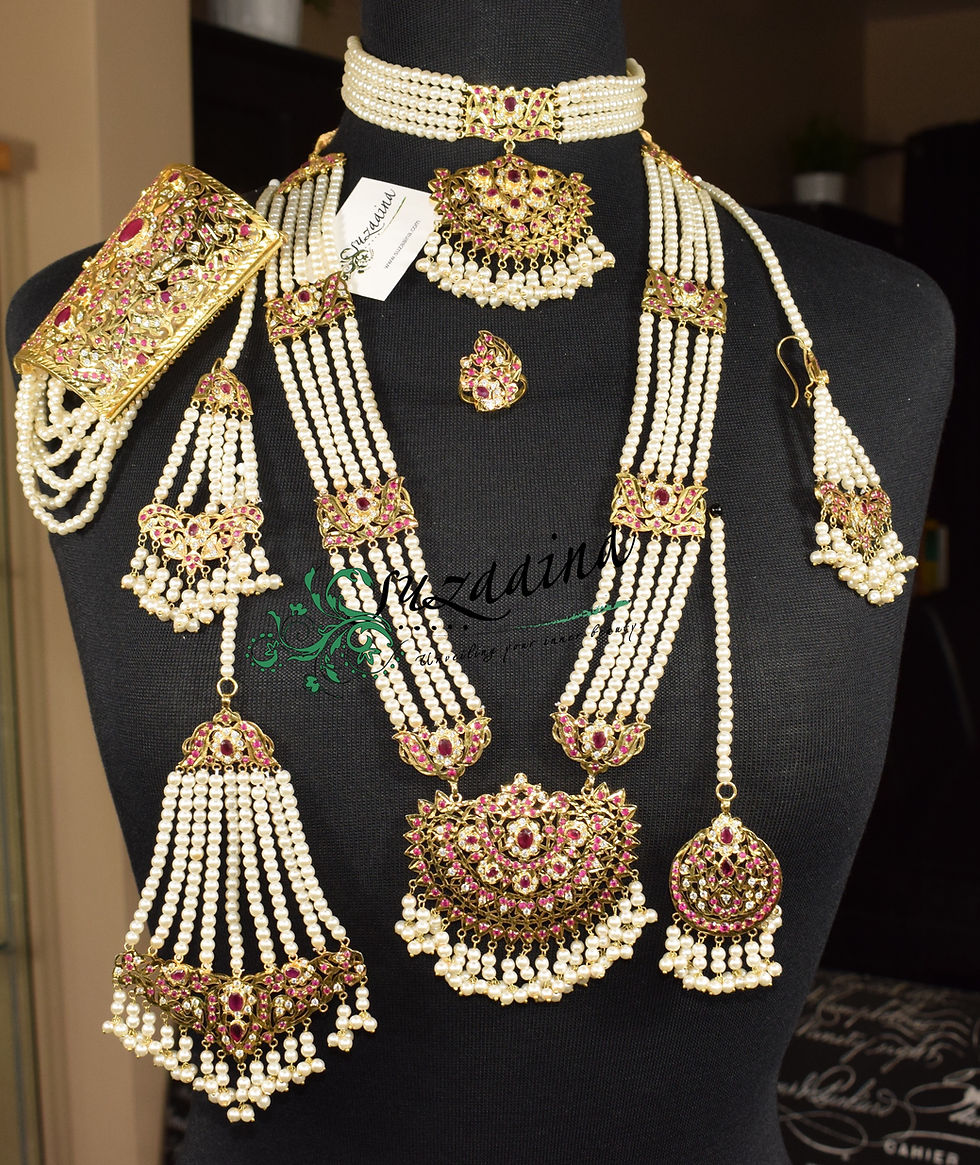 Thumbnail: Dulhania 24k Gold plated 9 pieces Bridal Set.