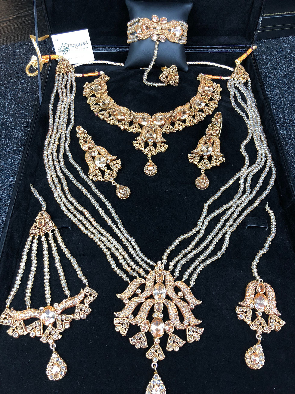 Thumbnail: Jaan-e-Aalam 22k Gold plated Dimond Polki Bridal Set.