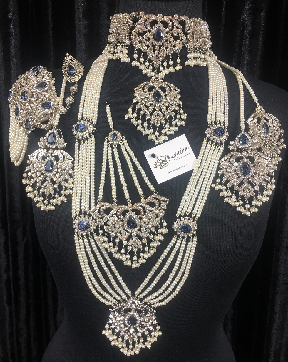 Thumbnail: Emaq 7 pieces rhodium plated Choker Bridal Set .