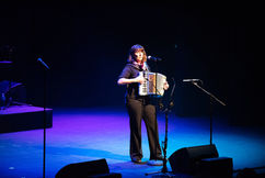 Tia Wilson & Accordian