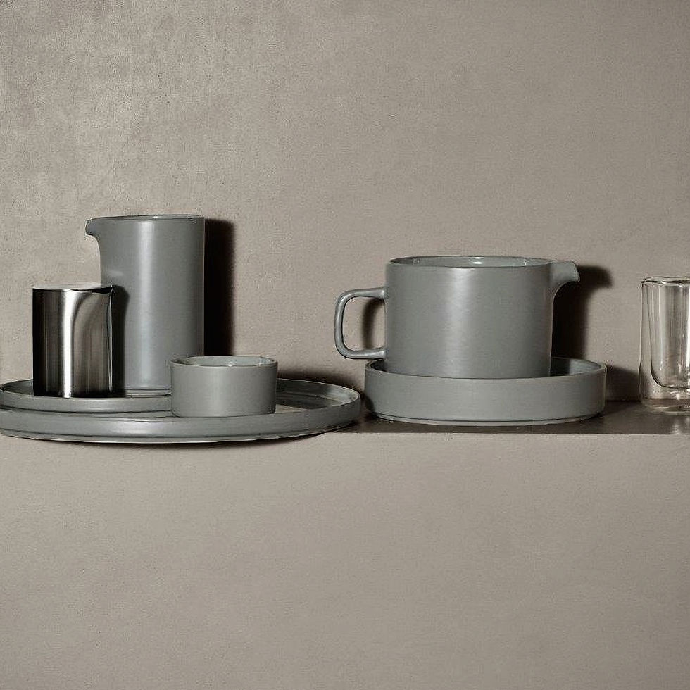 minimalist drinkpitcher