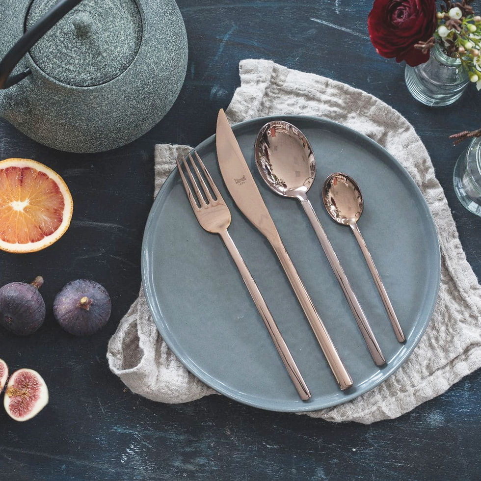 ergonomic flatware set