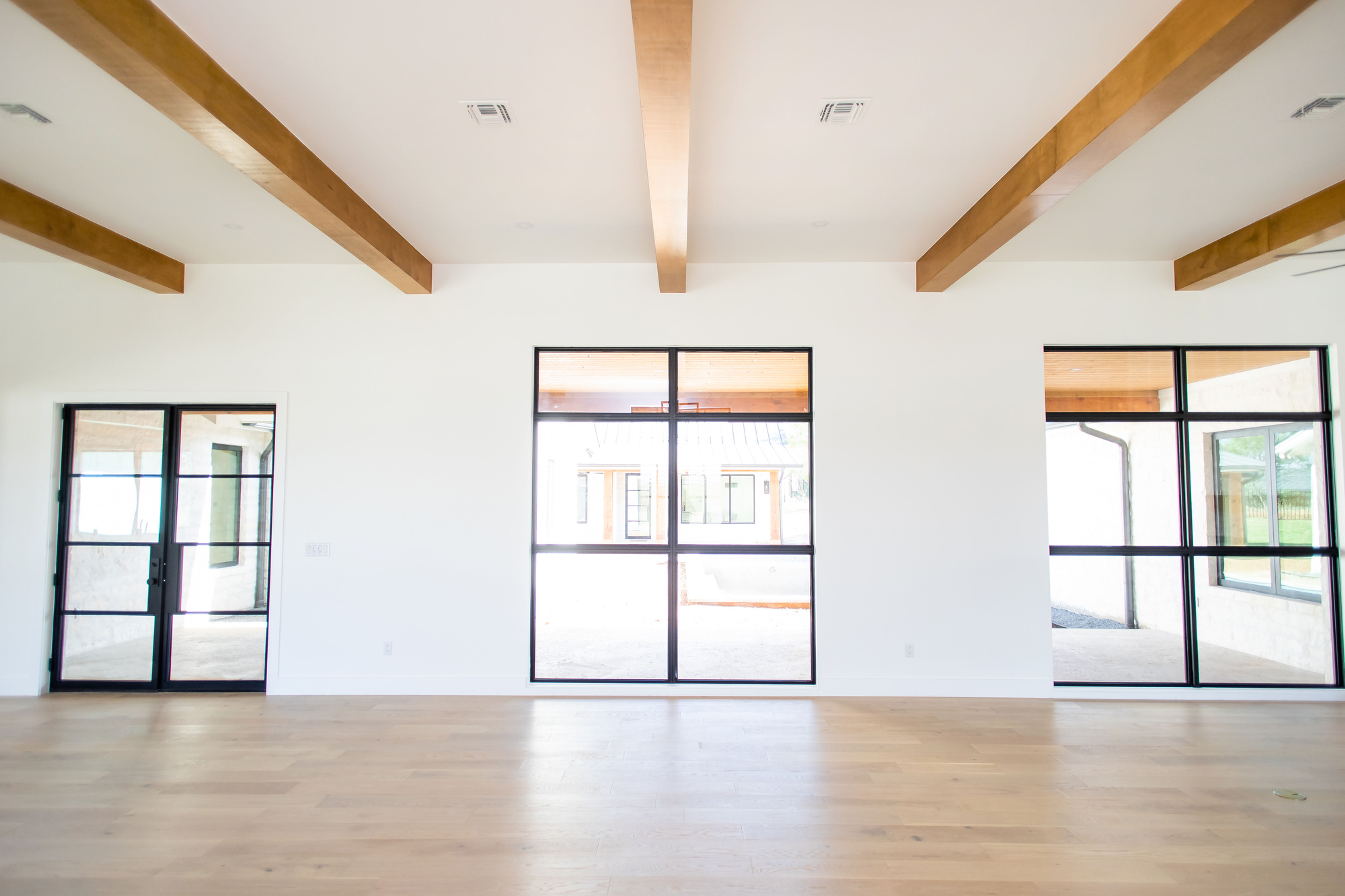 Eco Friendly Interior Paint, home by JS2 Partners Healthy Home Builders