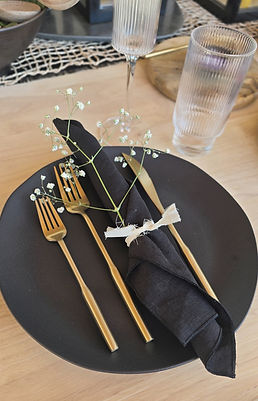 DINNERWARE THAT'S FREE OF HEAVY METALS