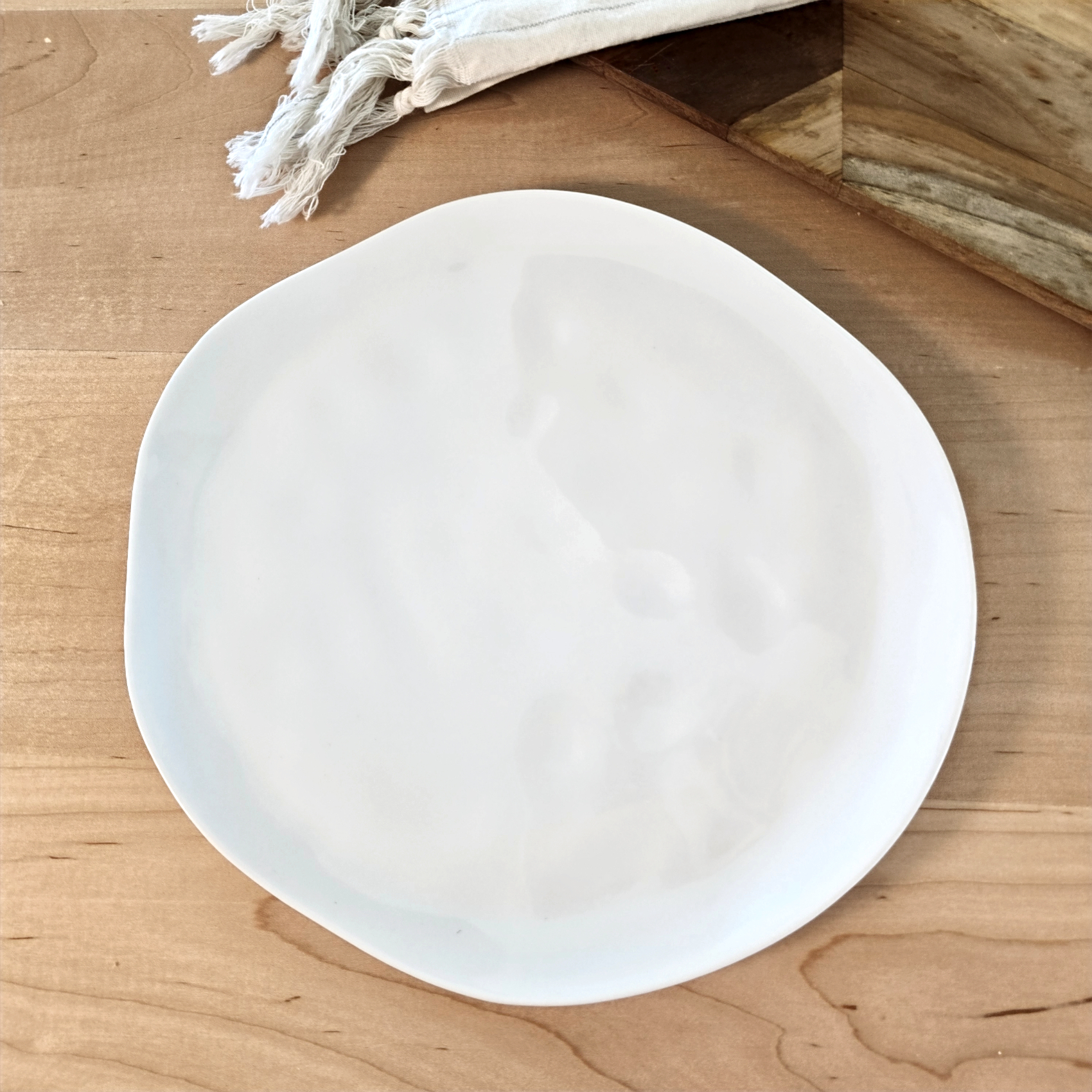Zen Lead Free Porcelain Plates | Freeform Design Dishware