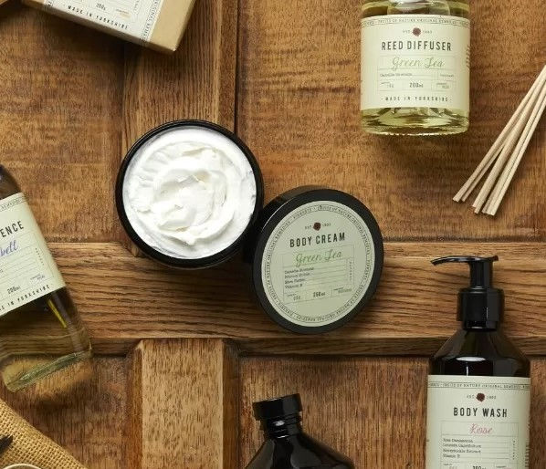 Fruits of Nature Green Tea Body Cream