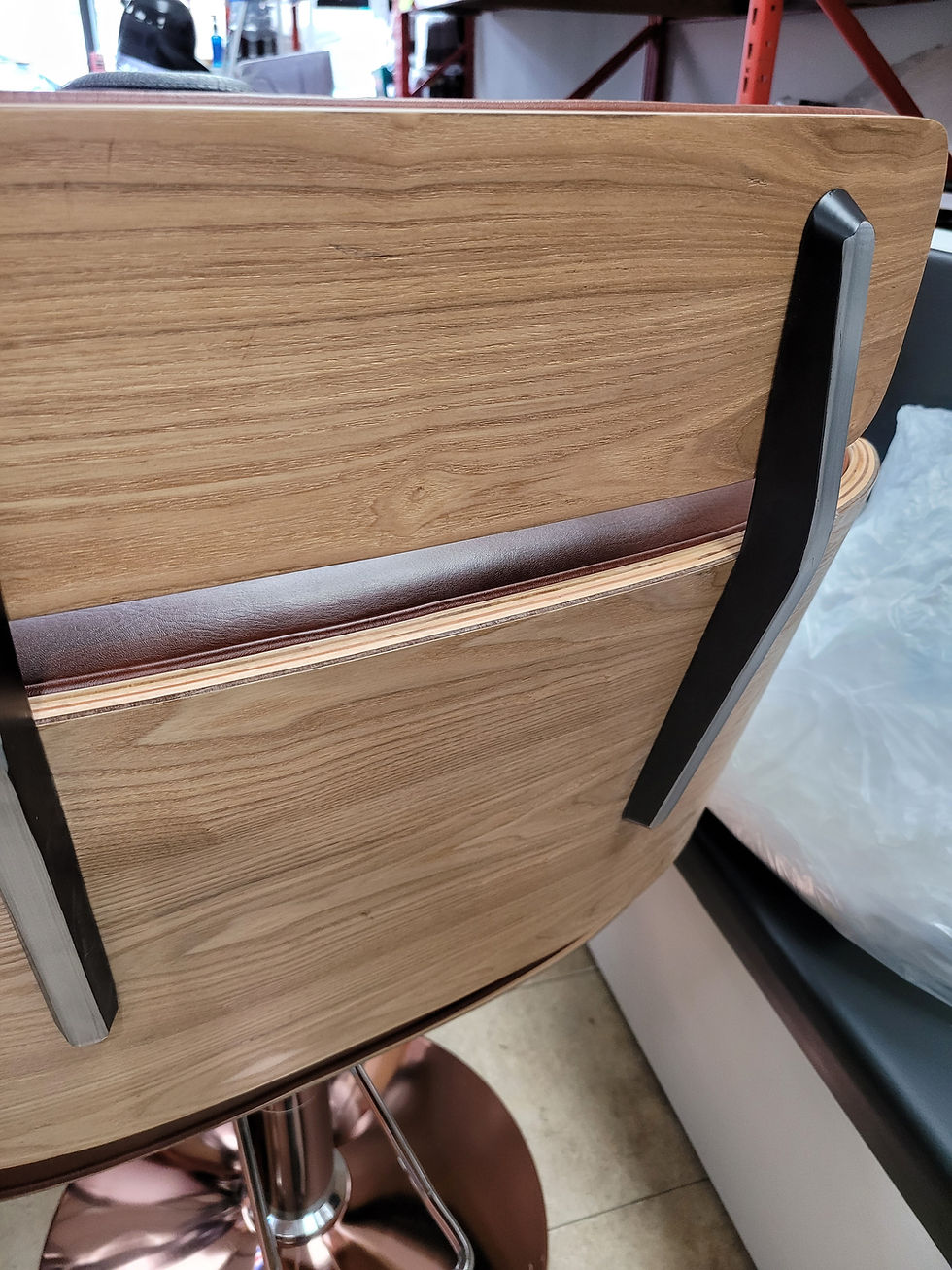 Miniatura: Styling Chairs eco-friendly Gold Rose paint, beautiful and long-lasting, very comfortable and durable.
