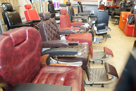 Chairs & Benches Aro, Corp., Hair supply store