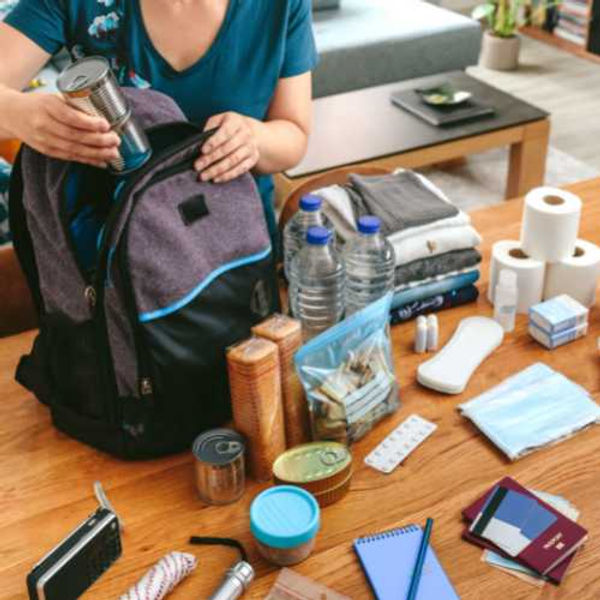The Essentials Of An Earthquake Emergency Kit
