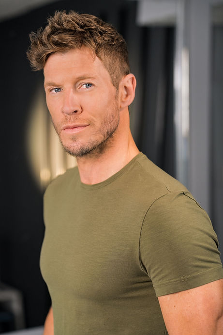 Chad Michael Collins_Kasee Shambora_GreenT.jpg