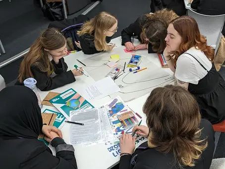 Climate Changemakers. Thrive Students say "Oh Yes to Net Zero"