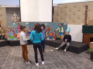 2LA doet muzische activiteiten in het talentenhuis !