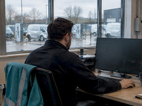 Manager monitoring commercial EV chargers