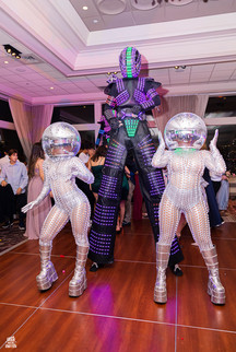 quinces-event-planner-miami-dancers.jpeg