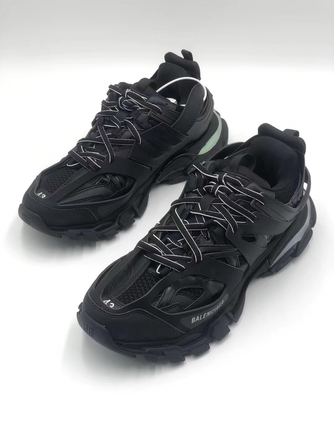 Balenciaga LED Paristore