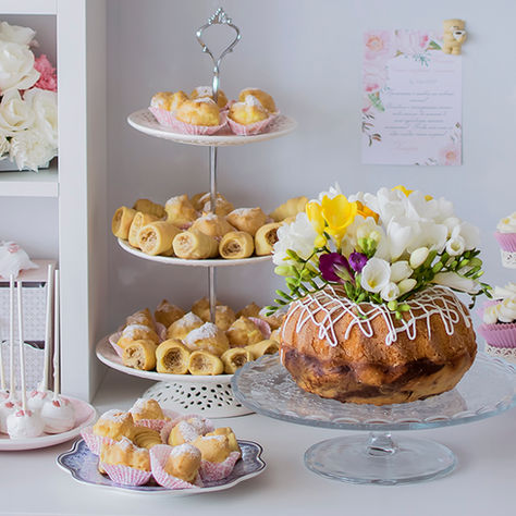 Baby shower with a lot of sweet treats