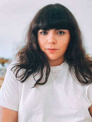 Javiera Tapia, autora