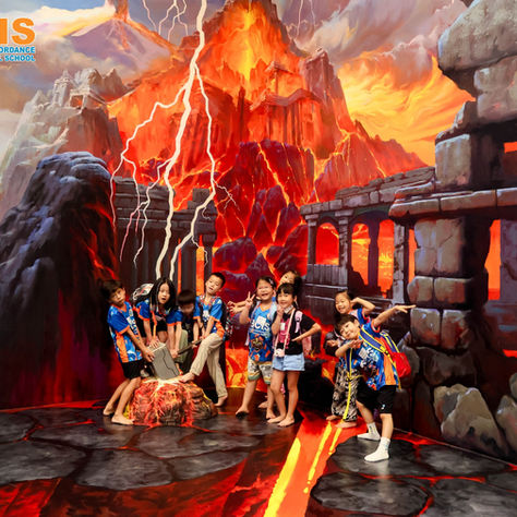 A Picture-Perfect Ending: BCIS Future Leaders Explore Art in Paradise