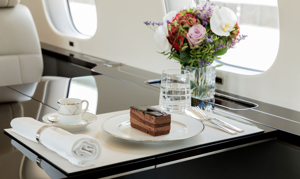 Bombardier Global 7500 Dessert on Table with Flowers