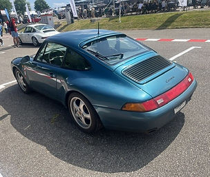 porsche 911 rear view