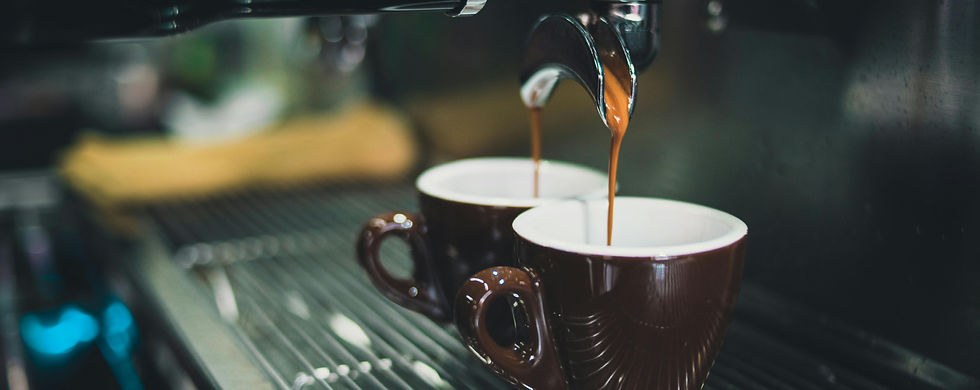 Kaffemaskine der brygger 2 kopper kaffe